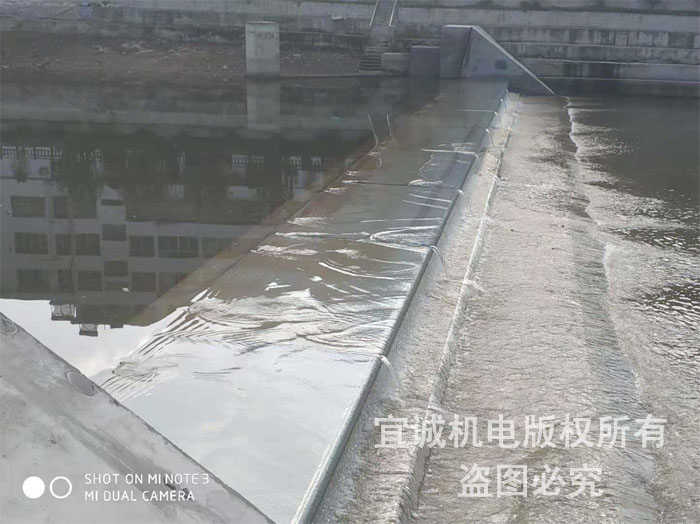 閘門放倒狀態(tài)